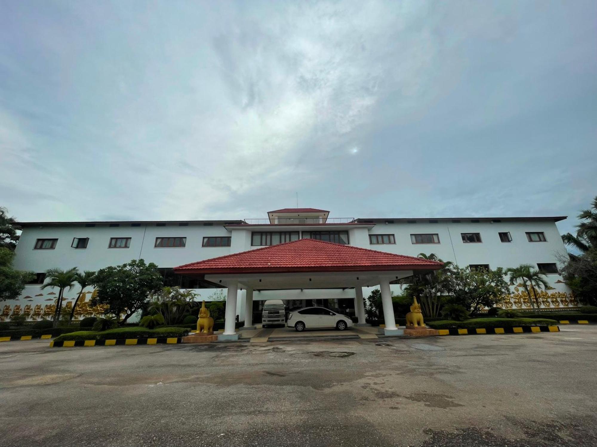 Eg Paradise Angkor Villa Hotel 시엠리아프 외부 사진